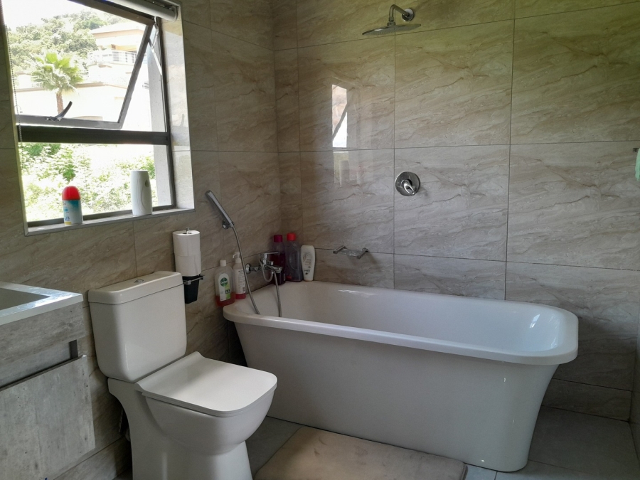 6 Bedroom Property for Sale in Kosmos Ridge North West